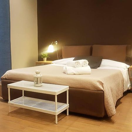 XX Miglia Rooms & Apartments Катания Екстериор снимка