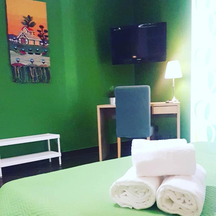XX Miglia Rooms & Apartments Катания Екстериор снимка