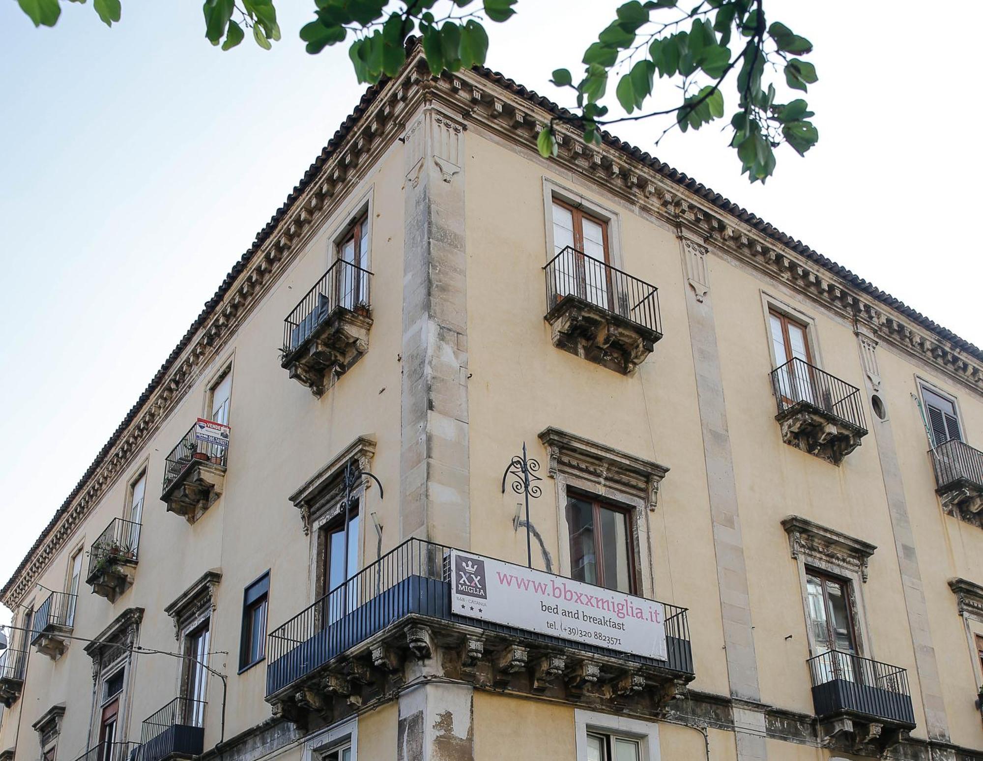 XX Miglia Rooms & Apartments Катания Екстериор снимка