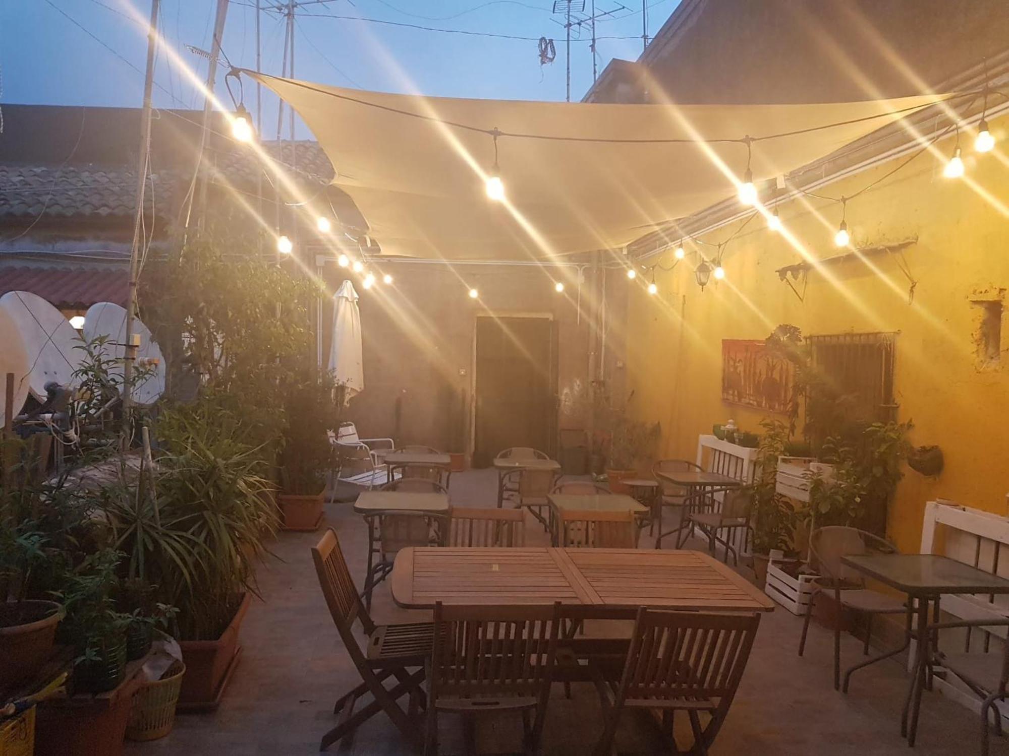 XX Miglia Rooms & Apartments Катания Екстериор снимка