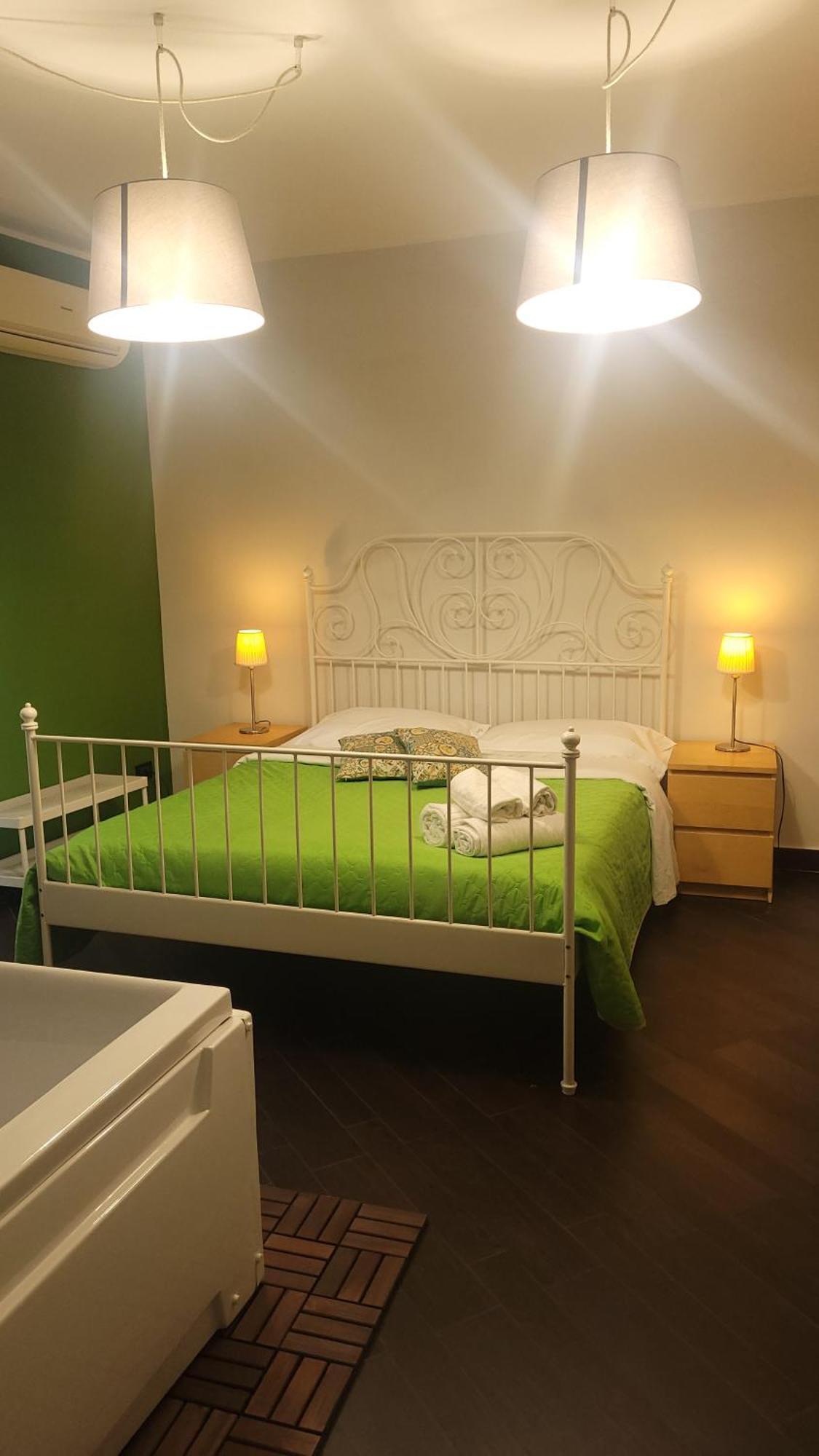 XX Miglia Rooms & Apartments Катания Екстериор снимка
